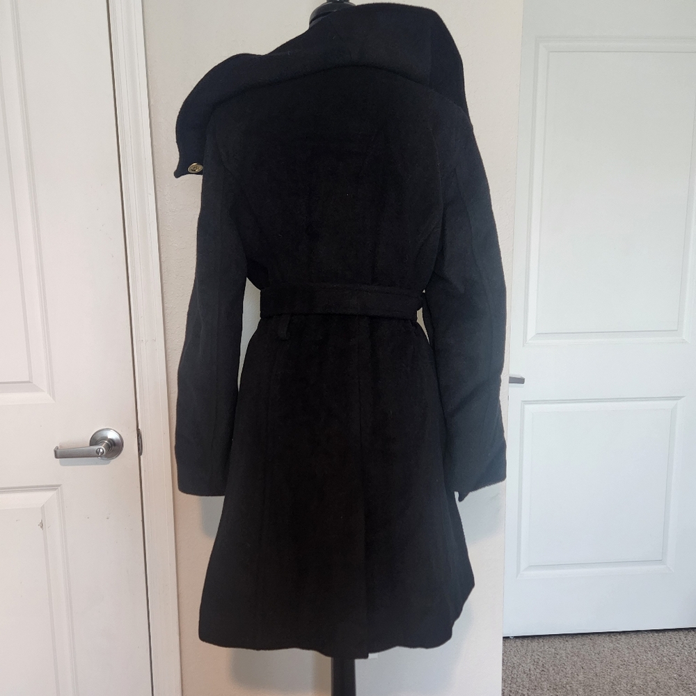 Coach Black Trench Coat with Gold Buttons - Picture 5 of 11